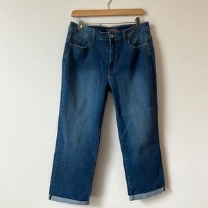 ⭐️3/$30⭐️Santana Women’s mid rise straight leg